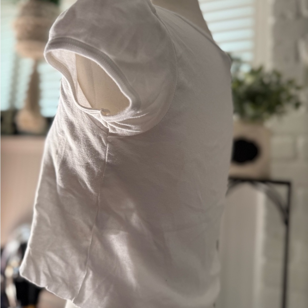 Brandy Melville White Fitted Crop Cap Sleeve T-Shirt - Picture 6 of 8